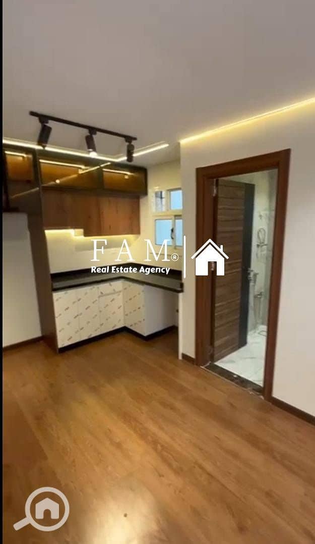 4 WhatsApp Image 2025-11-01 at 15.21. 40_35adf9e0. jpg