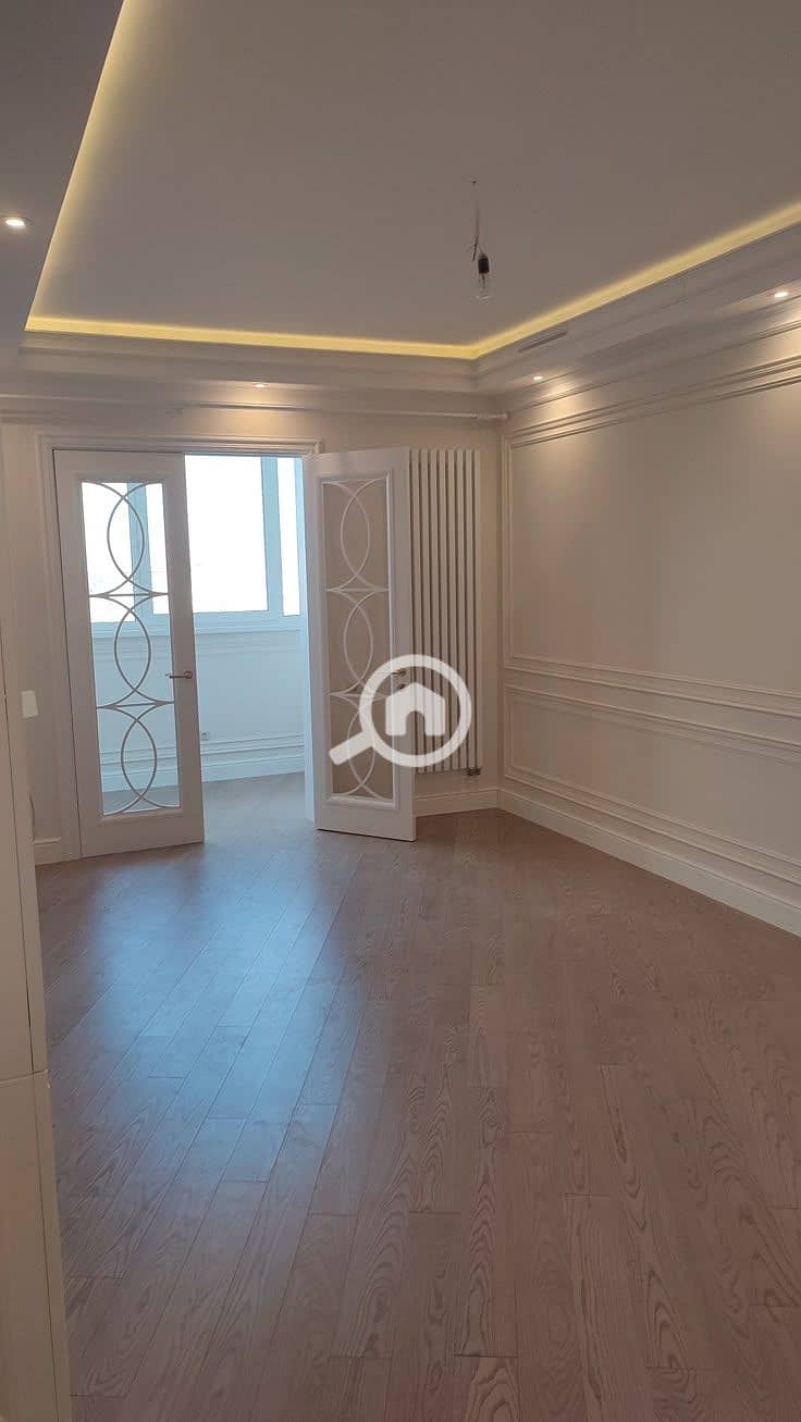 6 download (12). jpg