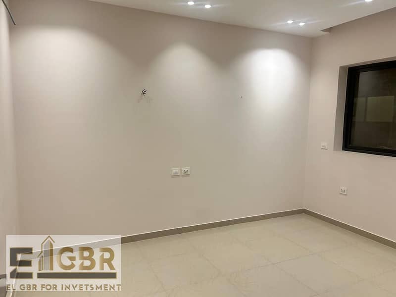 7 WhatsApp Image 2025-11-01 at 2.12. 07 PM (3). jpeg