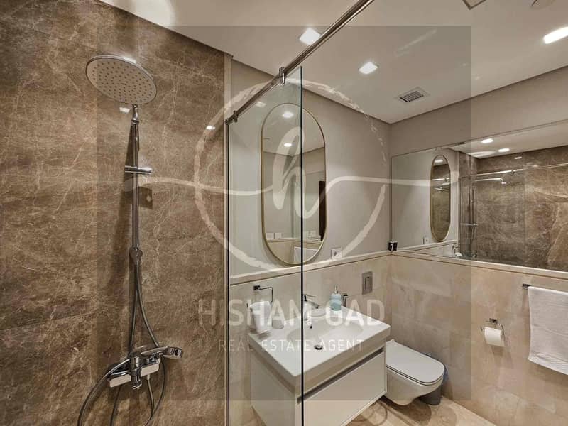 9 eb629371-adee-44fc-bf93-47bcbd5a327d. jpg