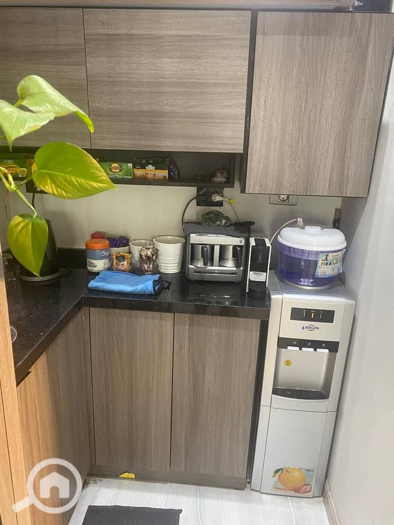 4 7d35d113-c2aa-41a5-8119-47a4fa8d286e. jpeg