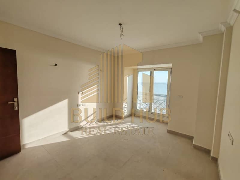 12 133be3af-603f-4352-8f88-ea6fec19c226. jpeg