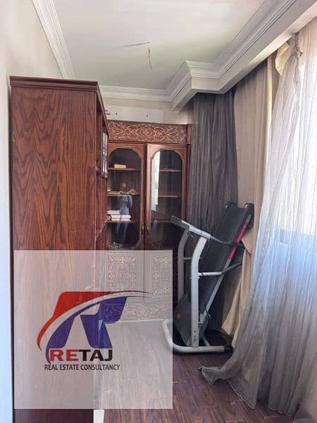 2 1b51455f-29b0-404d-a834-72b58853d2a5. jpg