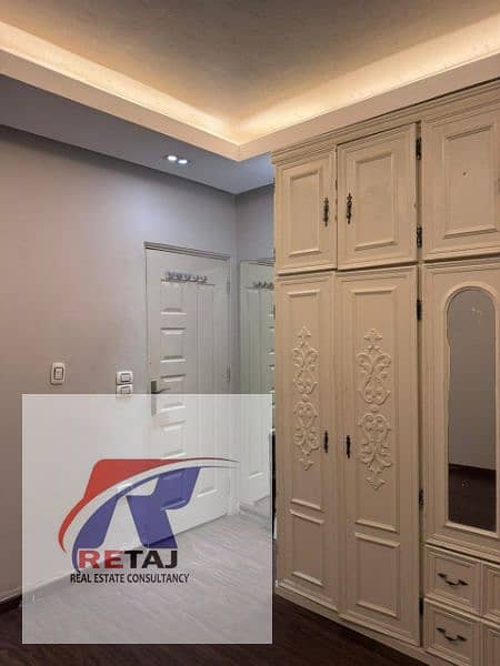 4 9c5d5905-87d4-4045-be70-8cc33ffb6169. jpg