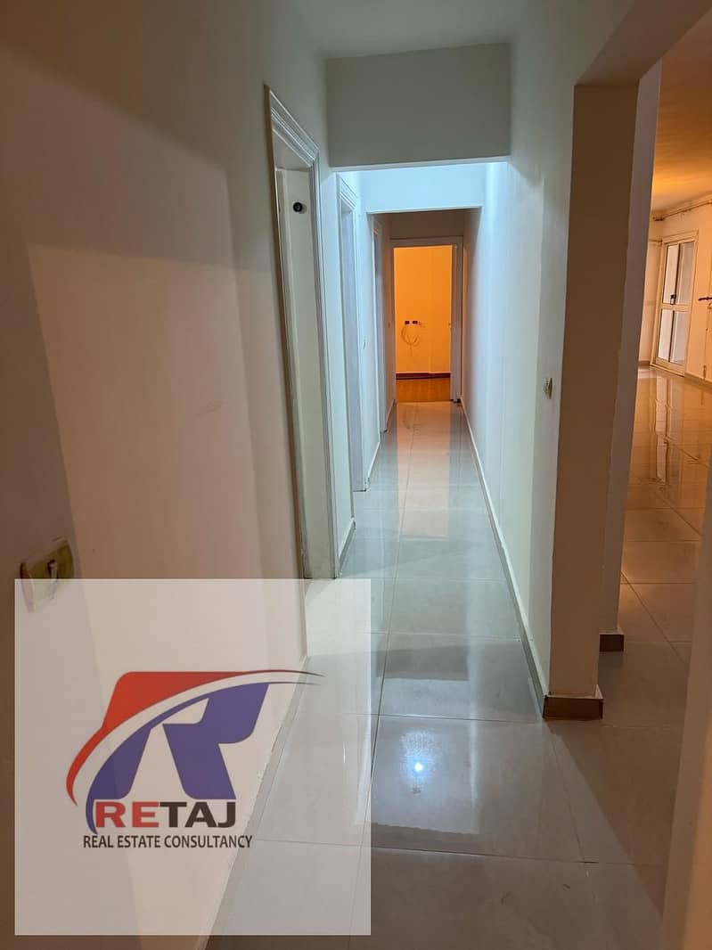 8 973c42ad-8320-40d5-b99b-20b31597fa5c. jpg