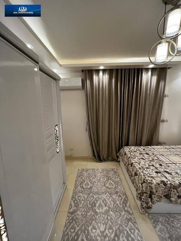 8 a7a0b5a8-094f-4b47-b344-635a8cd2a839. jpg