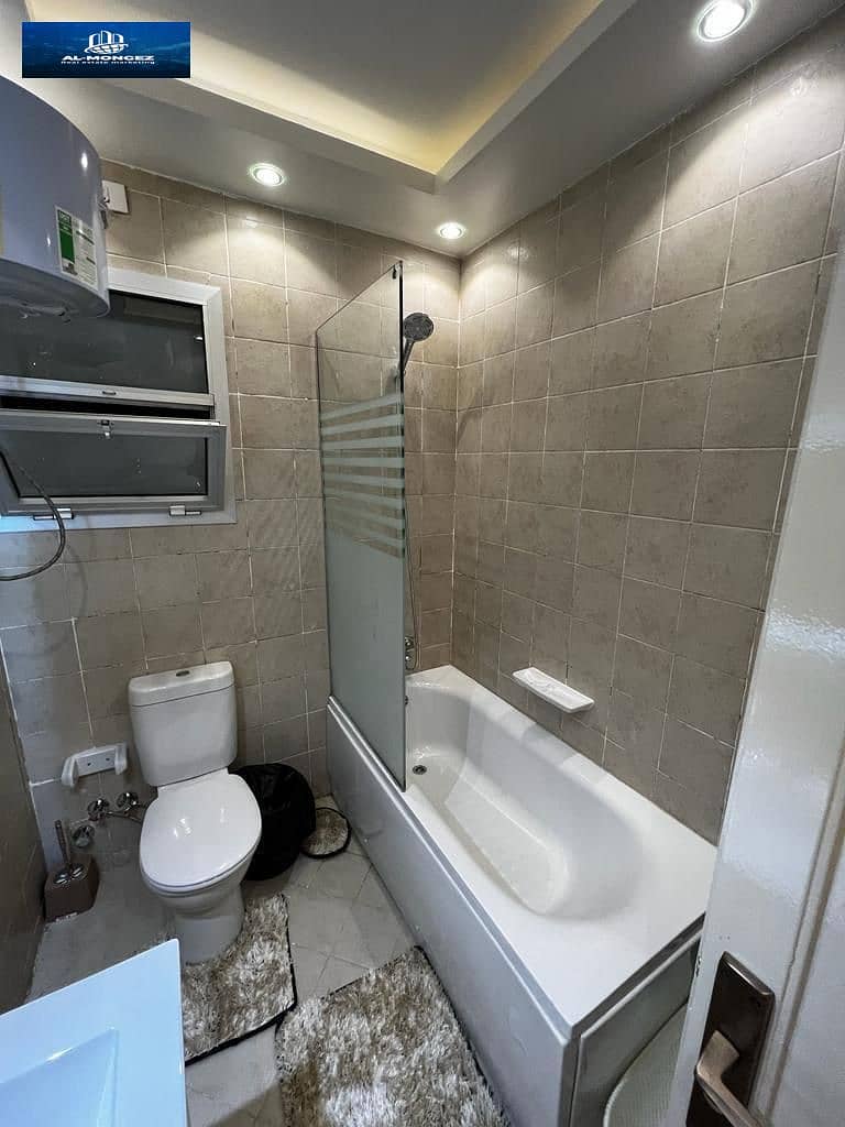 10 14ea0ea0-9af1-4626-a87c-8053e33549b6. jpg