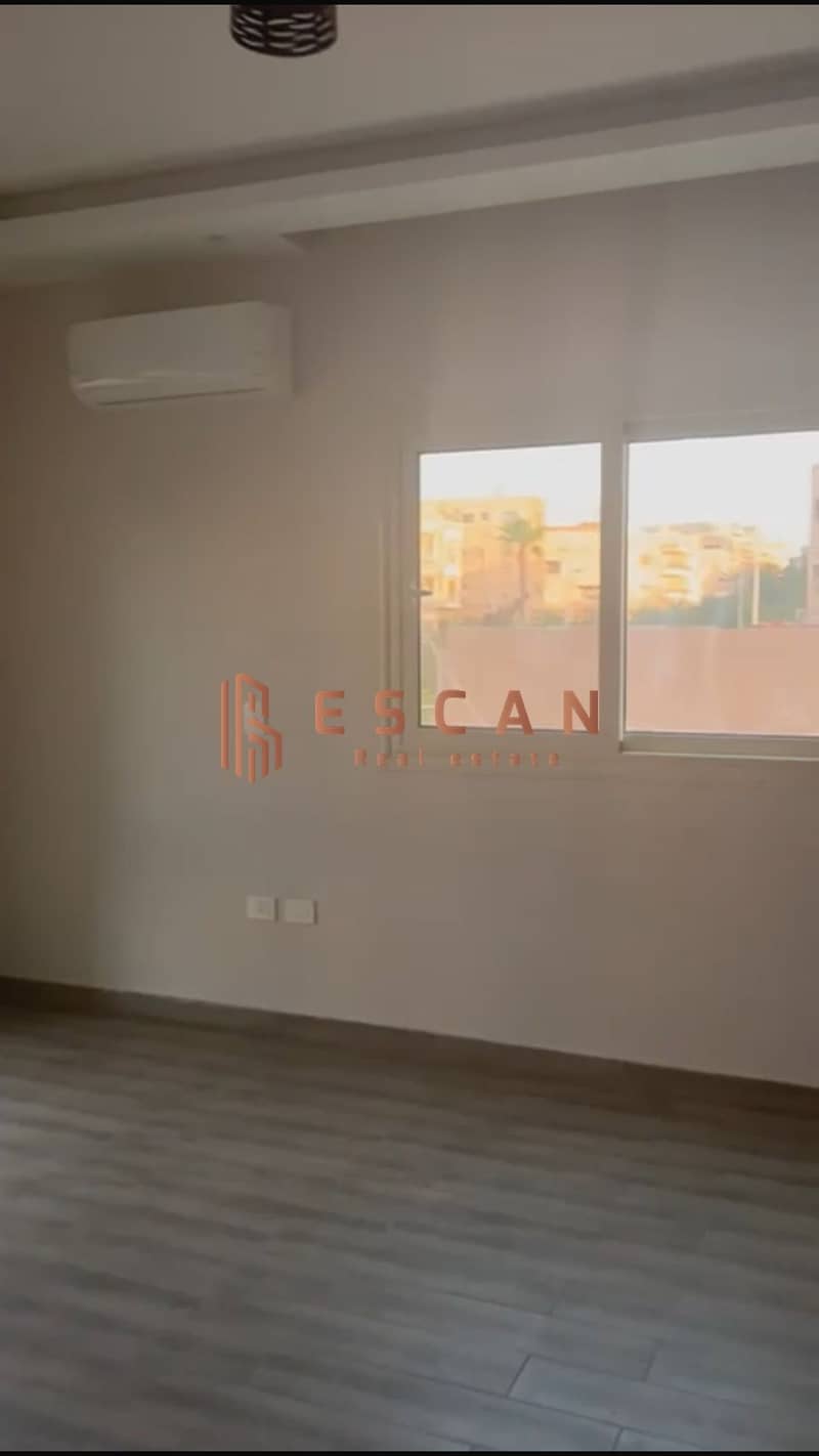 4 U331755 (10). jpeg