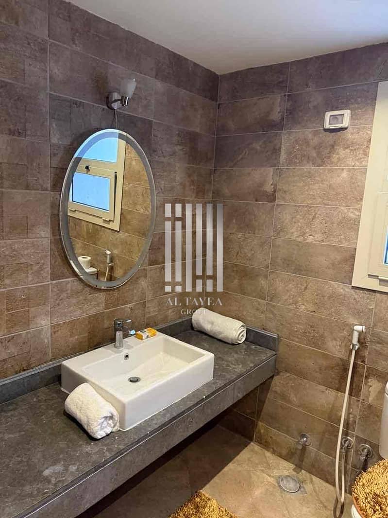 8 c10a8ac6-2cbe-448e-abb3-5d07f31a3ccd. jpg