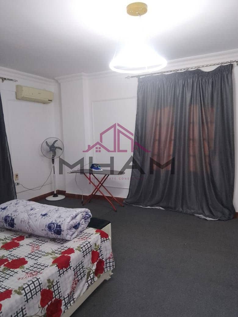 4 photo_5776001410305559748_y. jpg