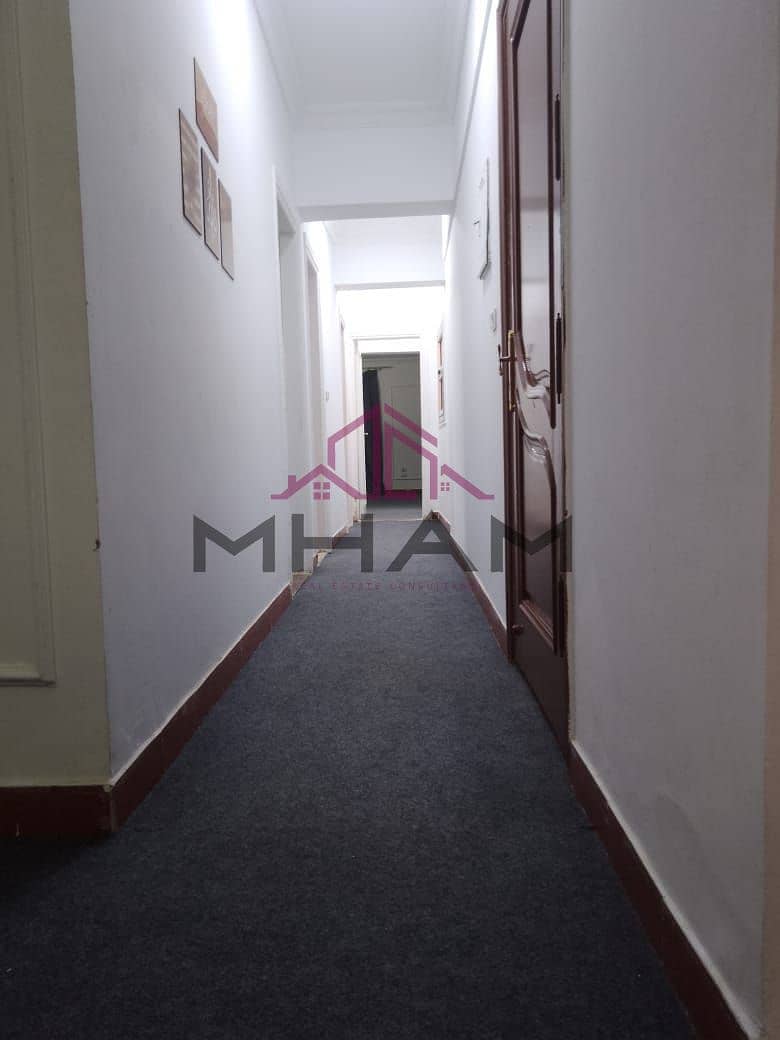 14 photo_5776001410305559761_y. jpg