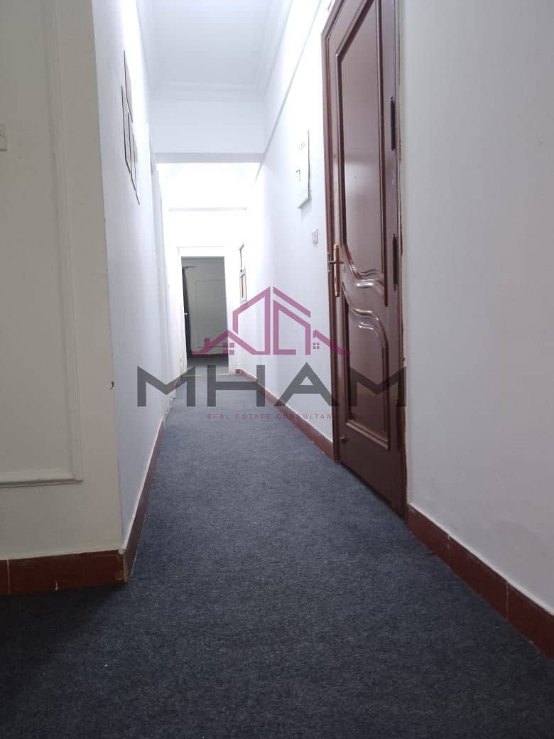 31 photo_5776001410305559778_y. jpg