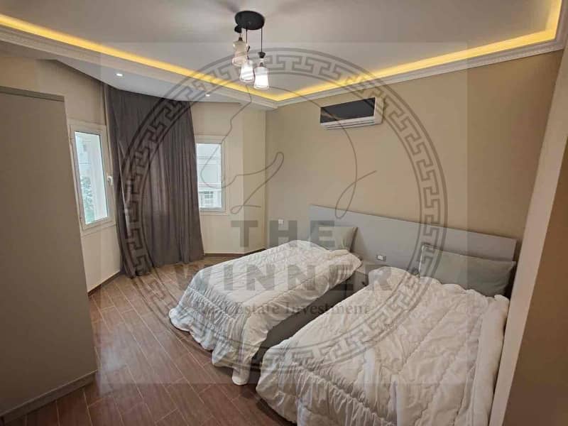 14 e2a63532-b81c-4052-bf94-5a33cd570fc7. jpg