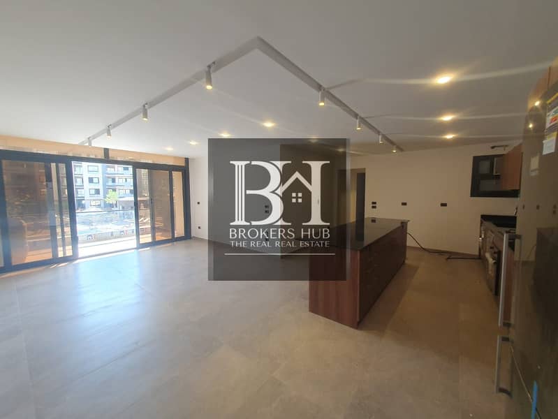 4 493cdcbc-d2de-4452-927d-8485e1a849c6. jpeg