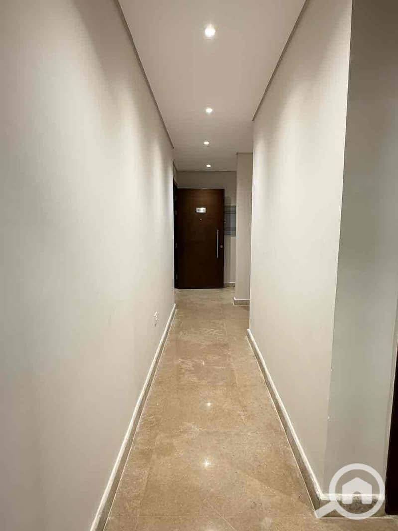 9 1bc0eb18-2930-4b87-af04-b154b2a86b20. jpg