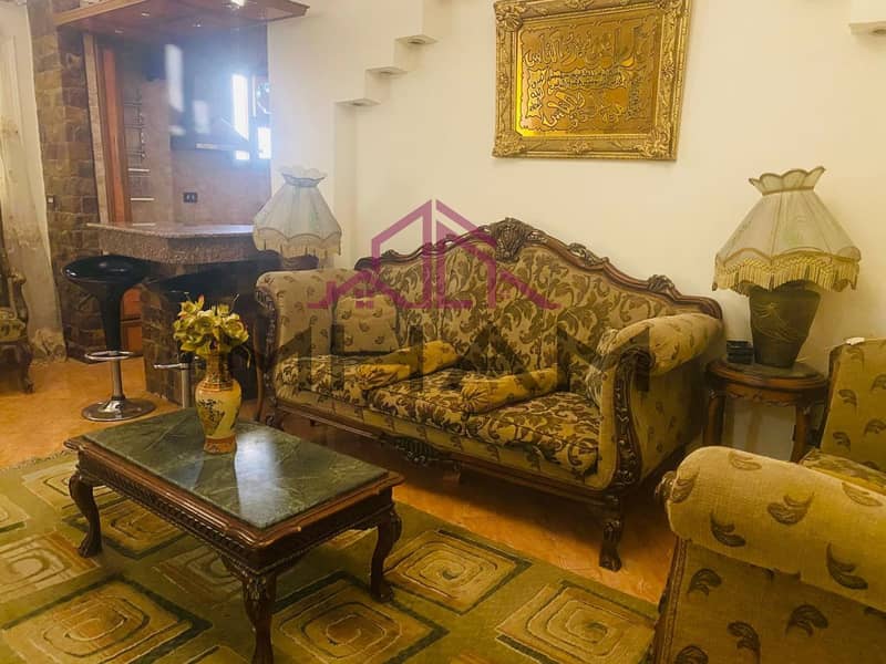 2 photo_5776001410305559717_y. jpg