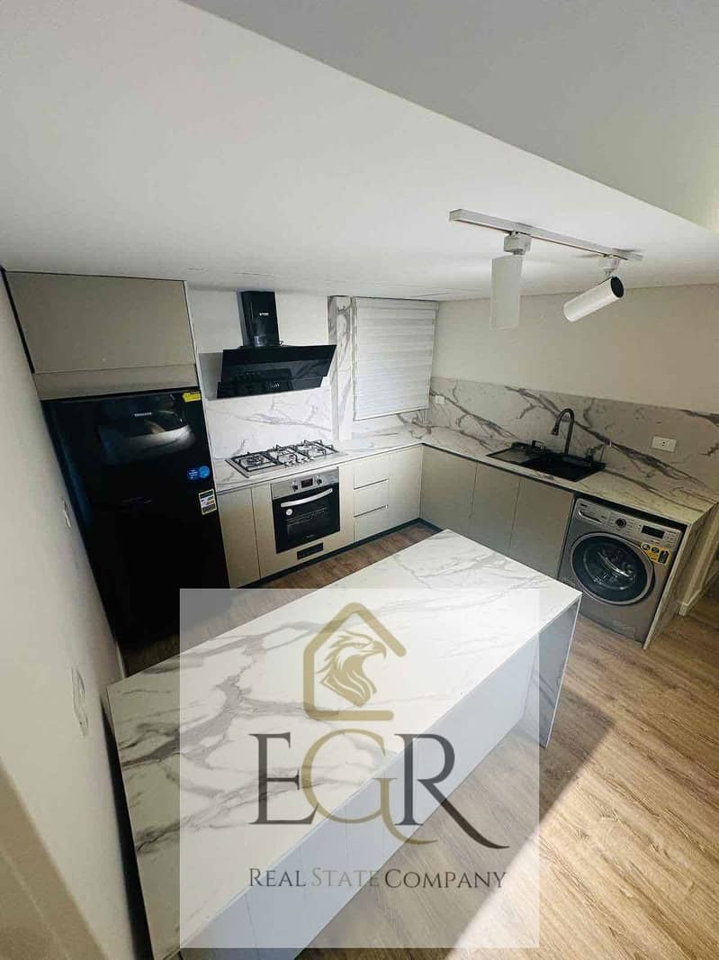 5 f3b1d607-37cf-480c-8a79-ba4cec41540d. jpg