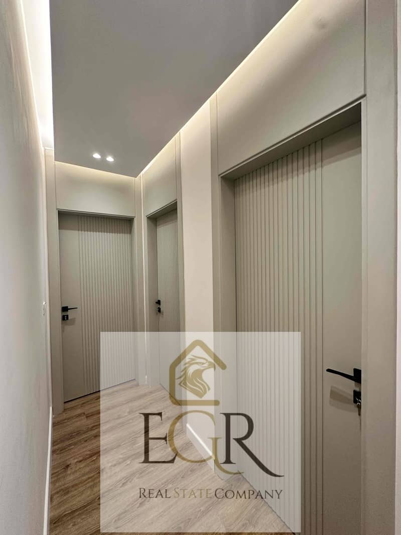 9 edac7c05-ae7e-4309-ab25-1871e0e17c7b. jpg