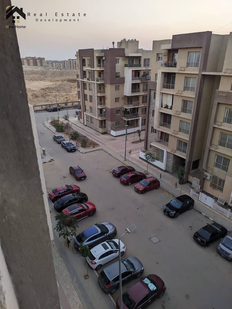 12 WhatsApp Image 2025-10-31 at 18.35. 03_8a23cb5a. jpg