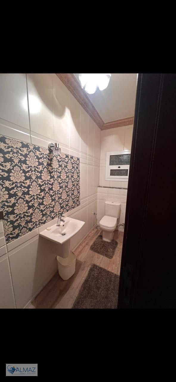 8 WhatsApp Image 2025-11-01 at 1.50. 21 PM (1). jpeg