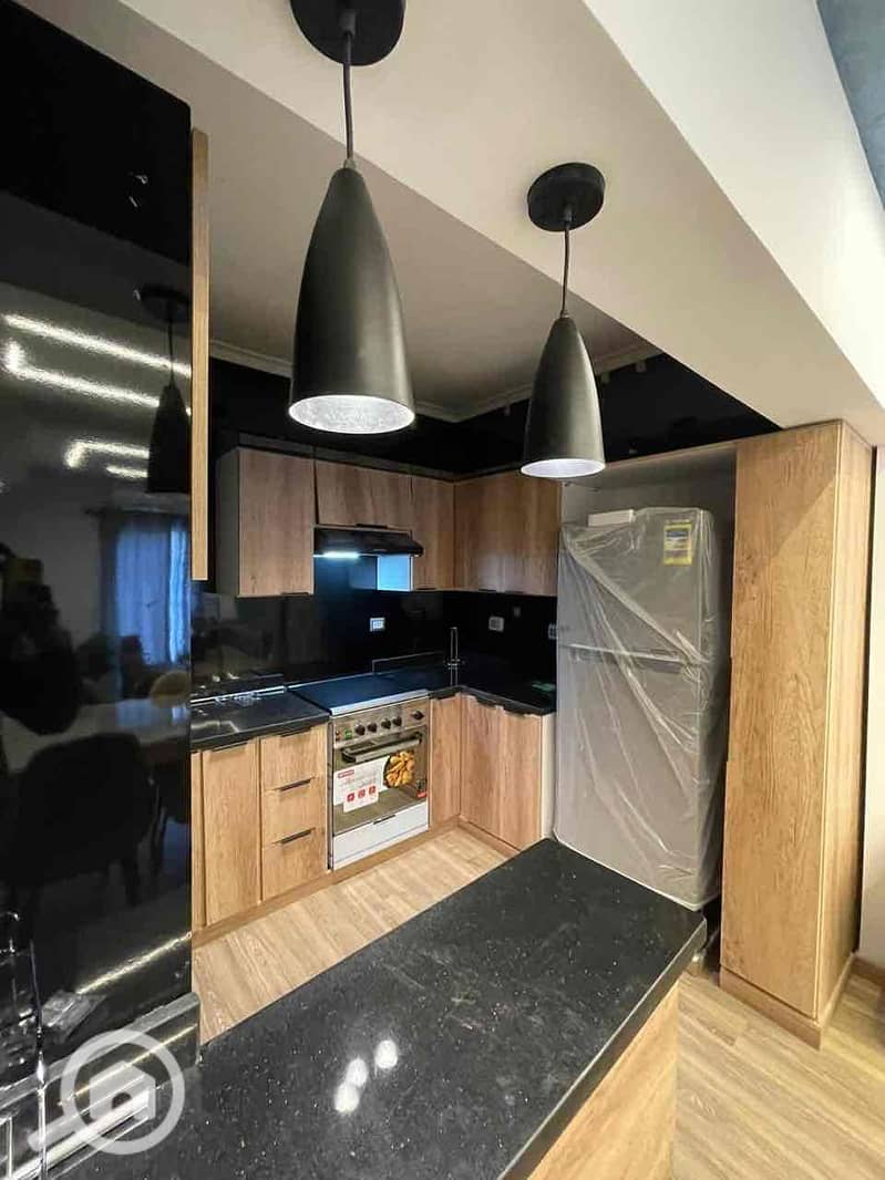 10 1be0f9a7-4e8d-414a-9b0f-317a15f09631. jpg