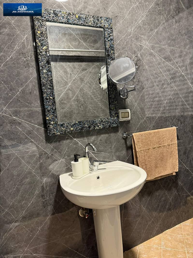 10 WhatsApp Image 2025-11-01 at 17.38. 31_8624d51e. jpg