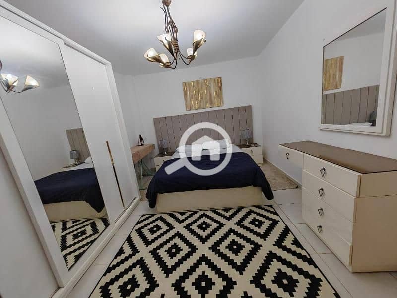 4 WhatsApp Image 2025-11-01 at 4.55. 06 PM (4). jpg