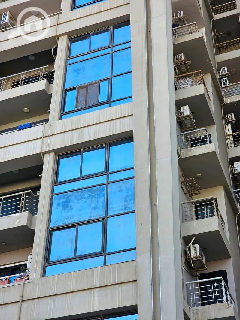 6 f0d6eb64-a15c-4815-9ce3-85dc7a7e96bb. jpeg