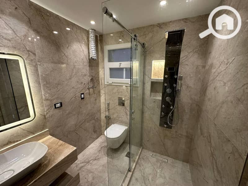 6 photo_2025-11-01_14-44-28. jpg