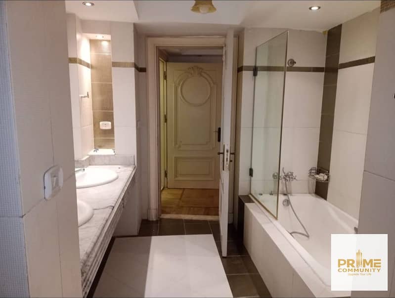 11 WhatsApp Image 2025-10-29 at 23.39. 48_e524df95. jpg