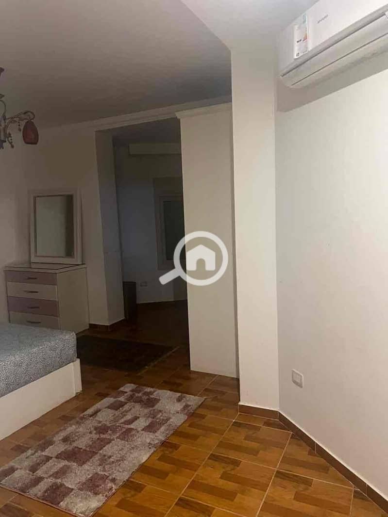 8 d24daaba-cd73-4ad0-8b58-48435e00fd2b. jpg