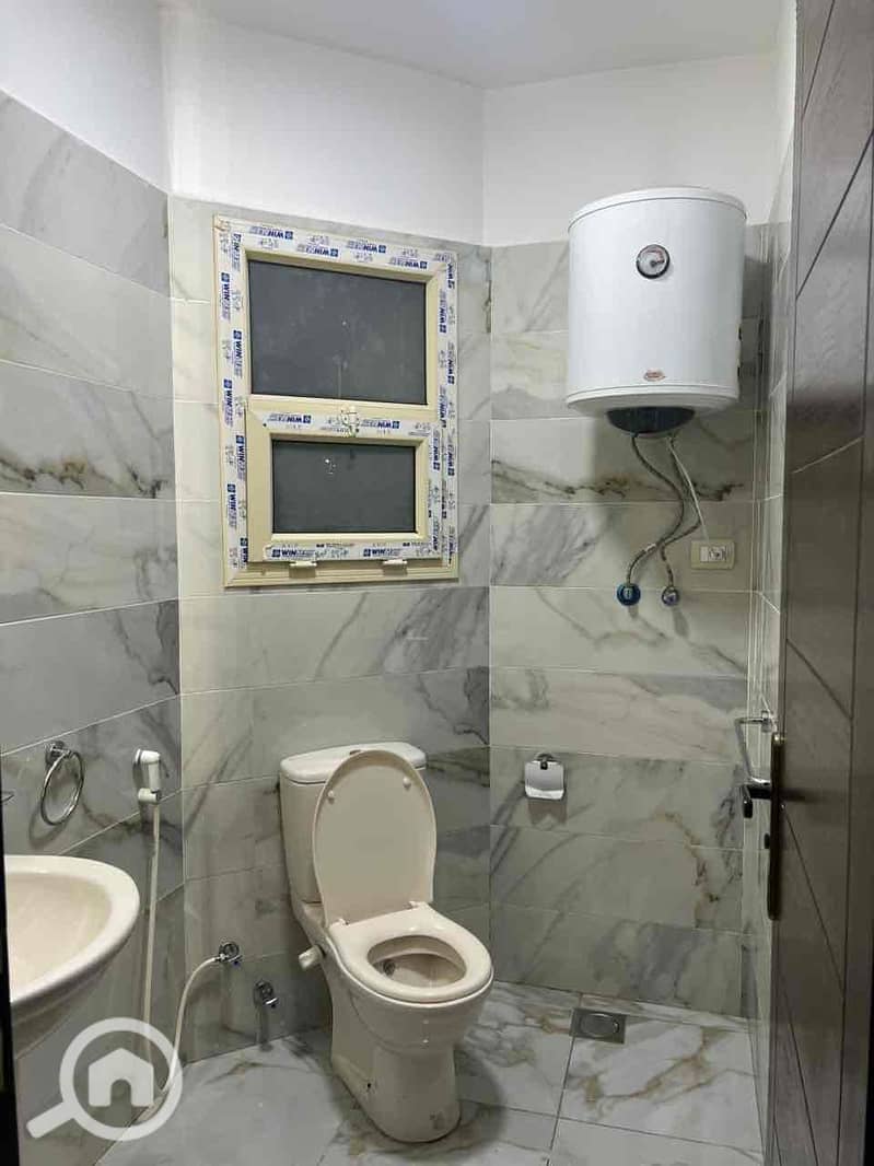 11 7bedb73c-61f0-4278-84dc-0938b2bd33d6. jpg