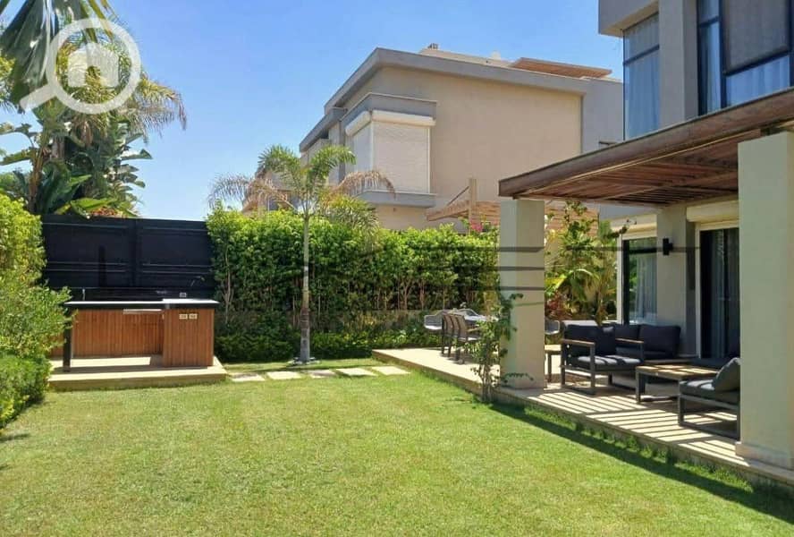 9 FB_IMG_1762009629815. jpg