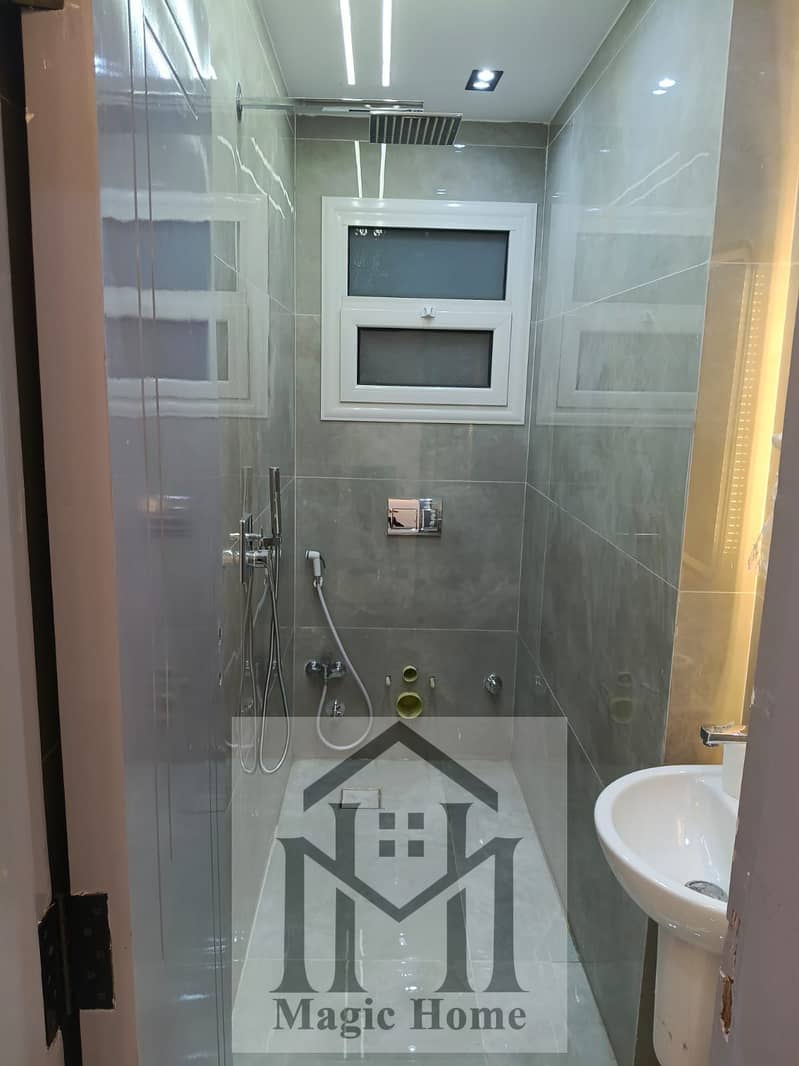 9 a2957de7-5d16-4576-b1f0-4cb2b450b892. jpg