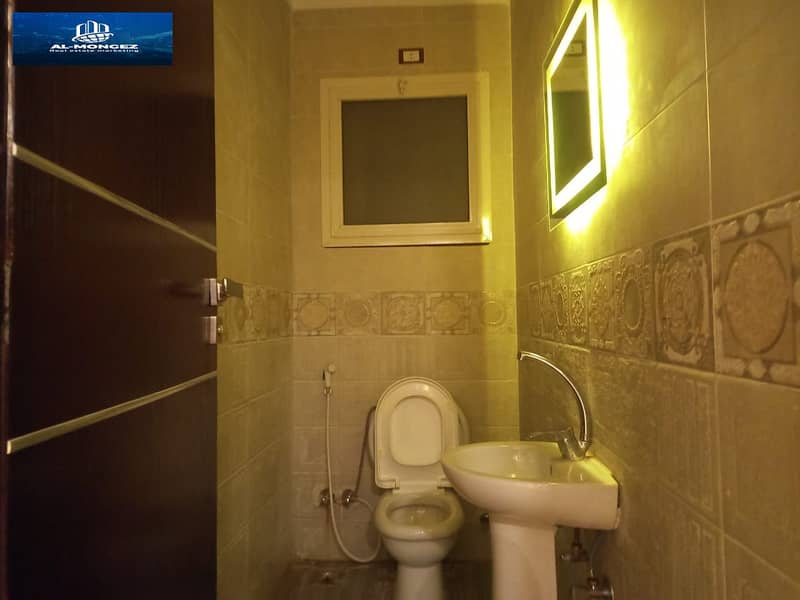 13 WhatsApp Image 2025-11-01 at 18.15. 34_5bd90dcd. jpg