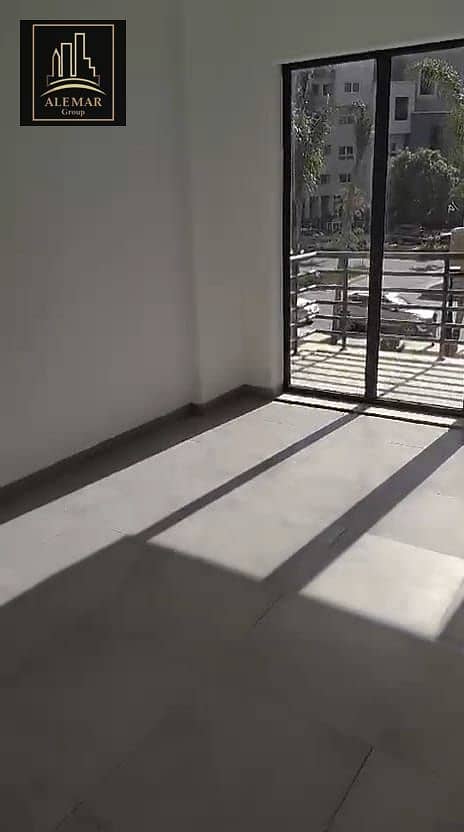 4 08eedf20-8c14-4e6c-84b6-31dffaf0f6b3. jpg