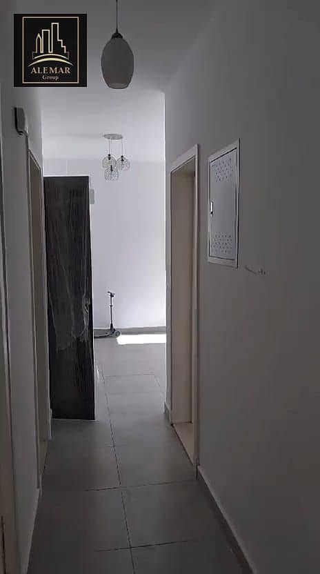 8 c97c15a3-0749-4bc9-82fc-3508819dd11d. jpg