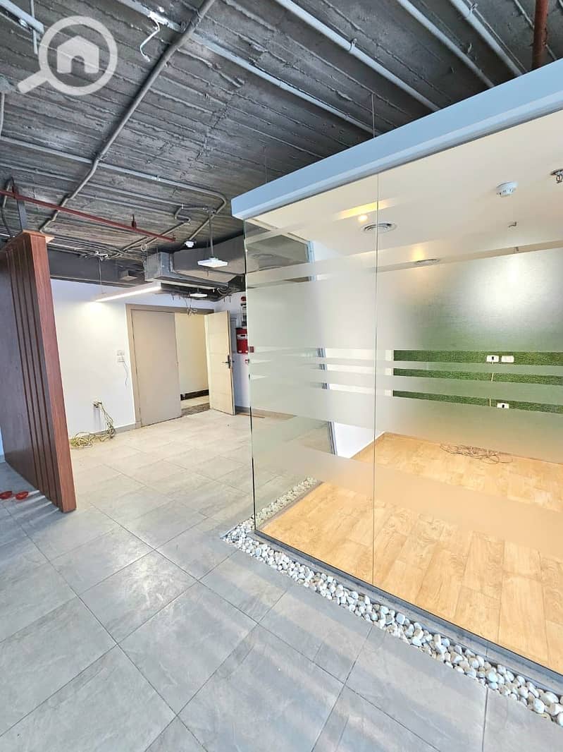 2 0aa2968a-e9b3-4434-8489-6b3e787c8b62. jpeg