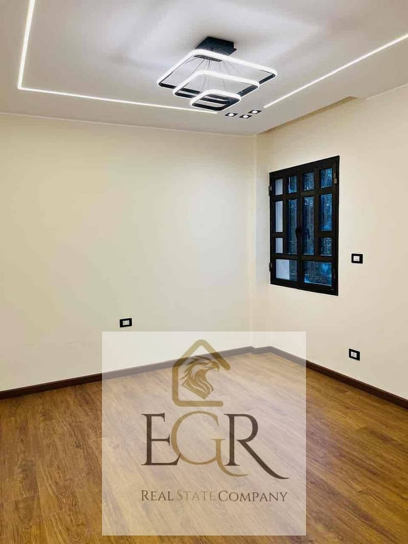 6 e6fa67fd-5ed5-4e52-b6c8-de2dfb3ea046. jpg