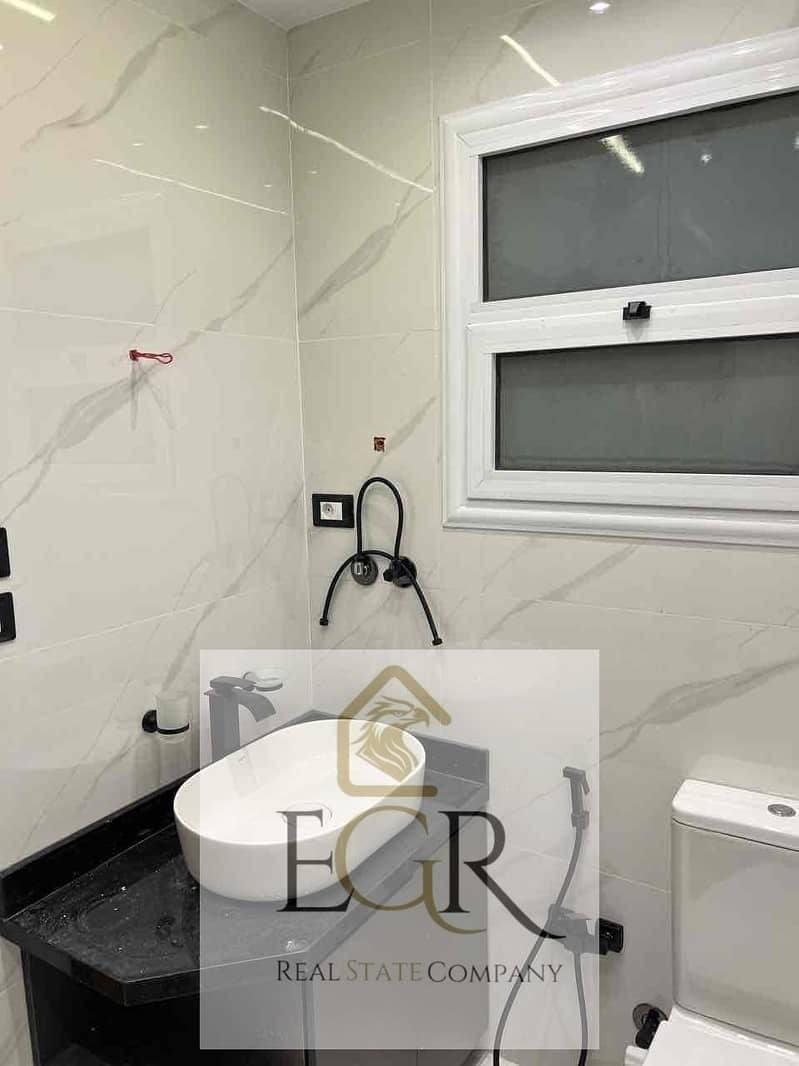 10 c752afa5-8ed0-407e-840f-f5cc5811dc2d. jpg