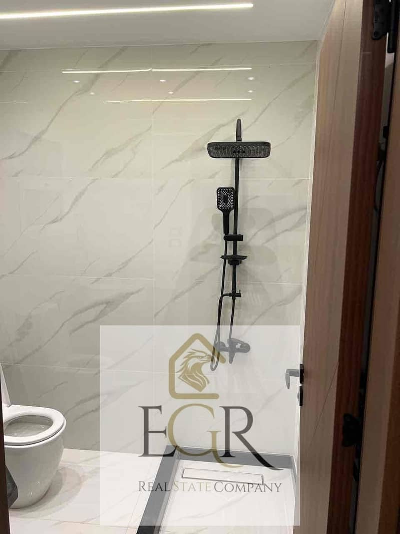 11 7d2fcc2e-9393-4b3a-9eff-0089d4e59582. jpg