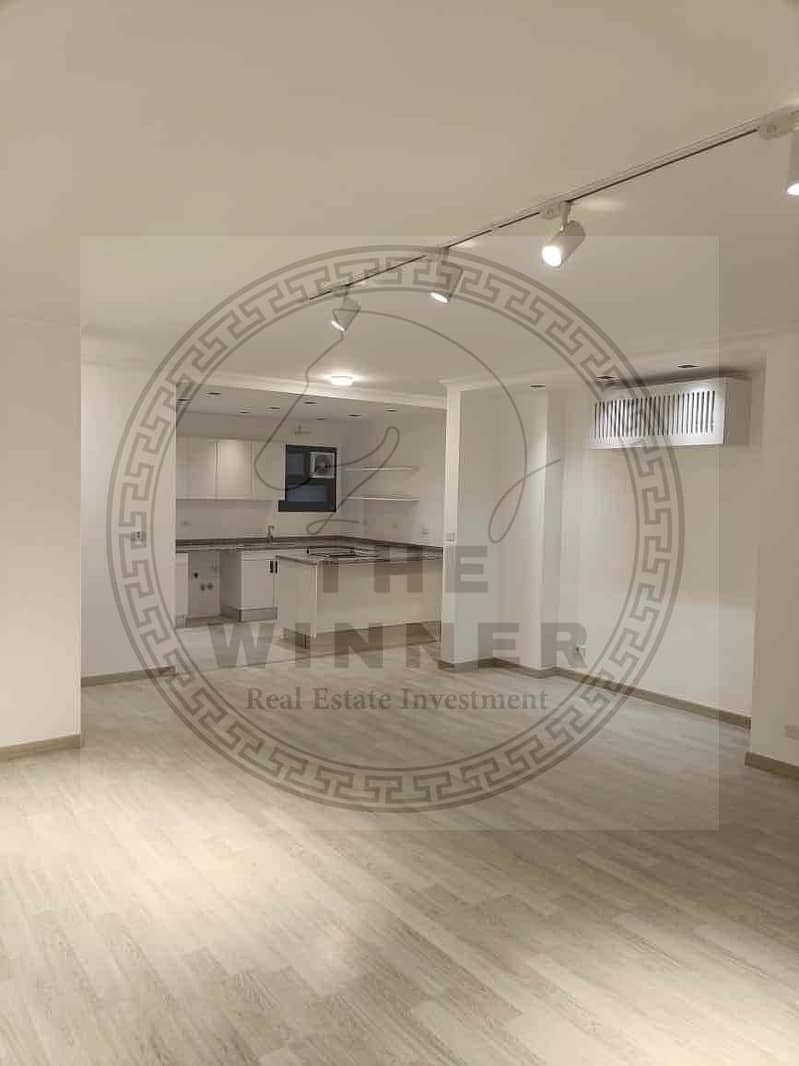 3 a9aacd15-6a3e-4b5c-b285-f49d2578fa3e. jpg