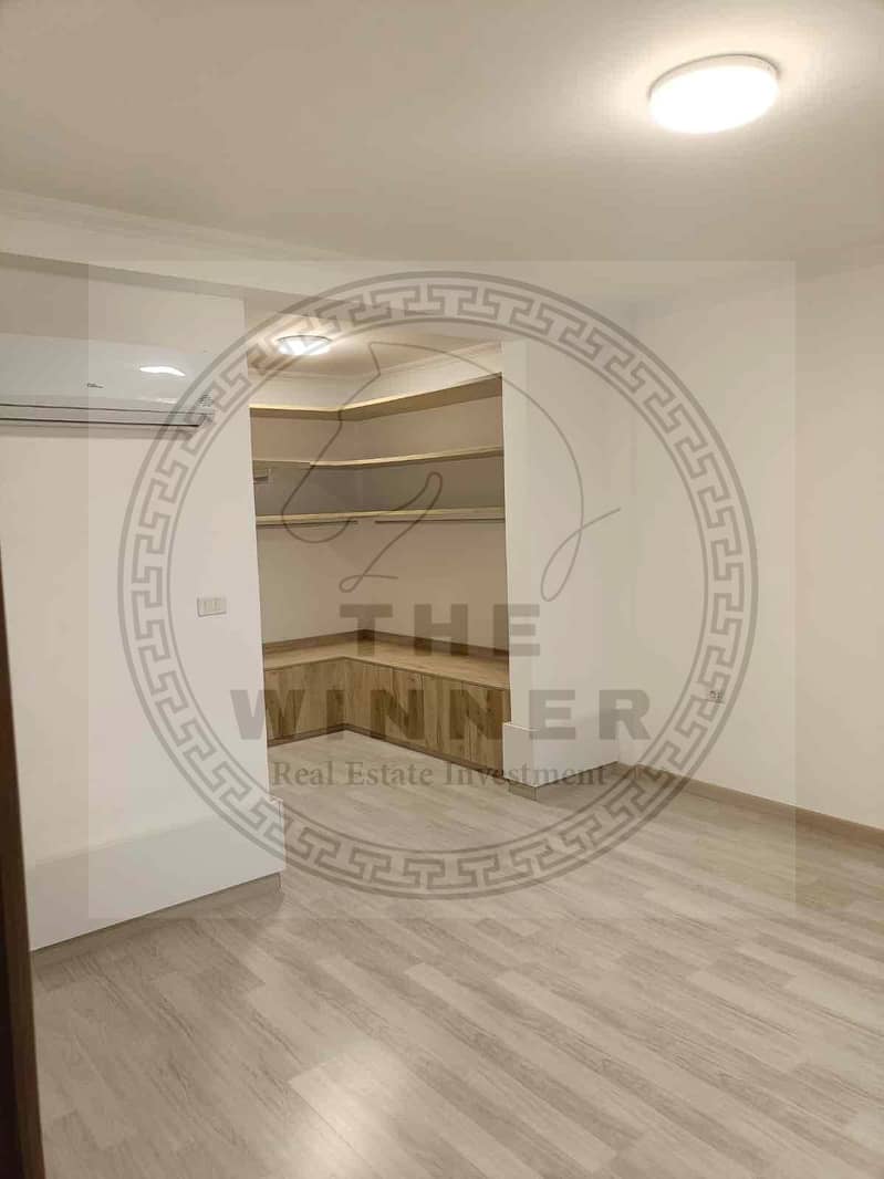 9 912e513e-82b8-4f69-9d95-35ecfe807e8d. jpg