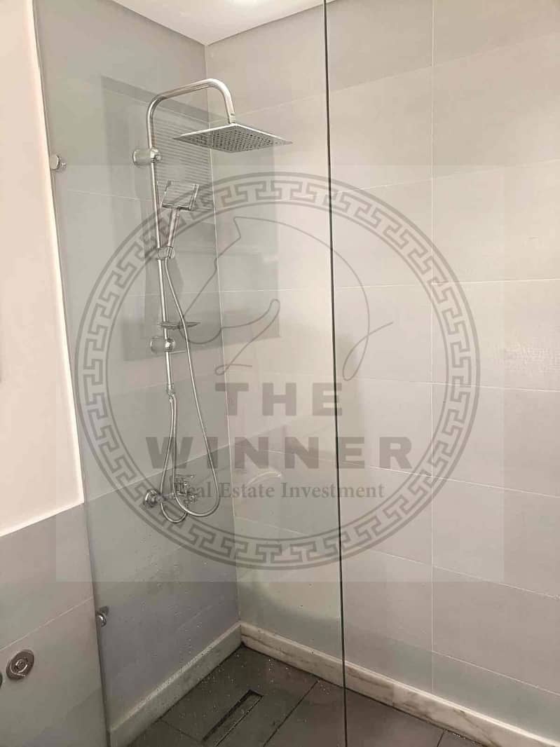 10 2f1d9277-185f-4395-850b-b2d9aa6b20bc. jpg