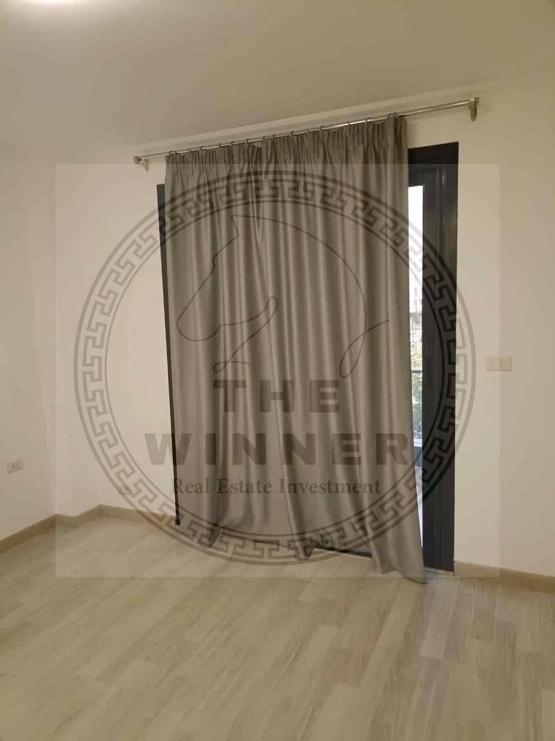 19 3e5d24c5-9242-409b-84e0-4924b0b8974f. jpg