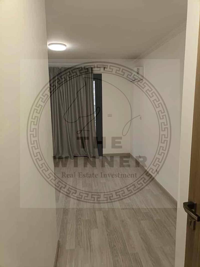 23 1d091527-6a4a-4b8b-bc1e-e2c7897380dd. jpg