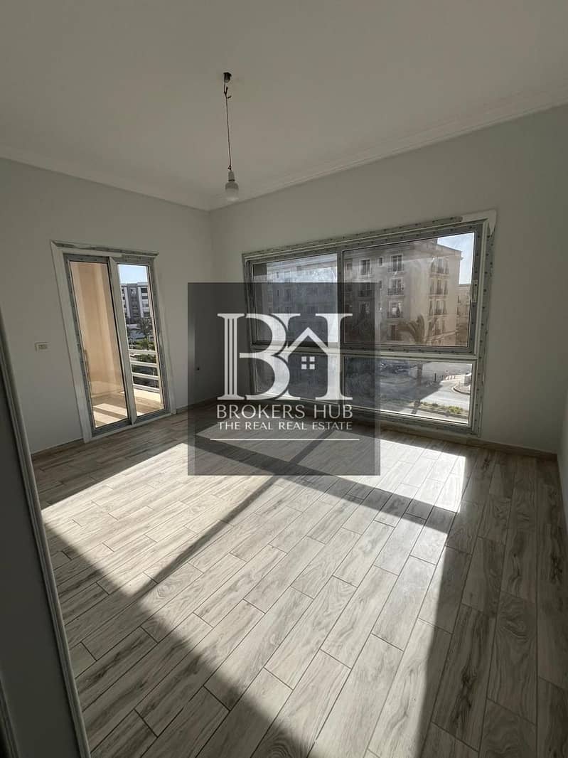 7 8a1ec62c-01b0-46a8-a017-22ec1b49895e. jpeg