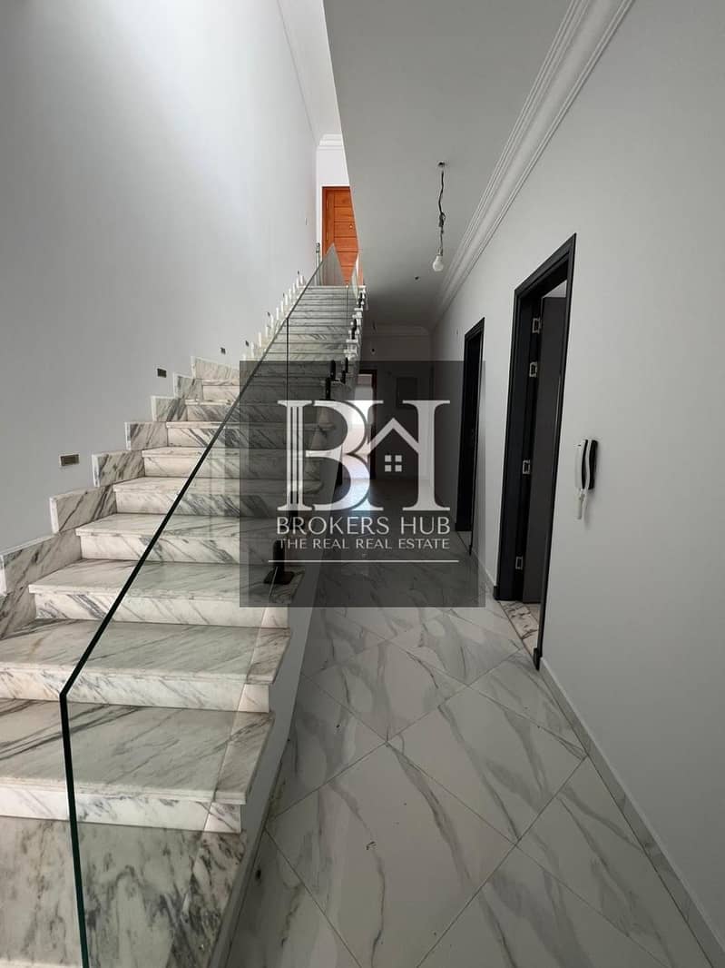 13 946fa56a-4089-4b11-acc7-8f21e8cd8f0d. jpeg