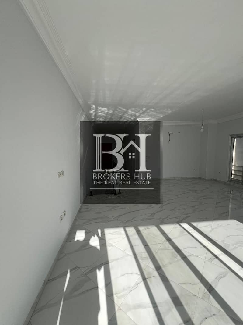 15 b58ab05c-b965-4b01-a96b-46dc17537b61. jpeg