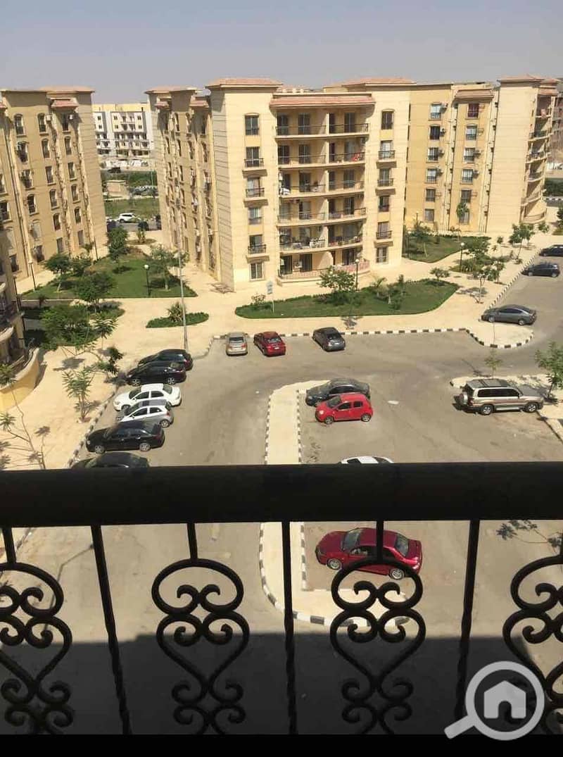 4 fff4b52b-f35d-45fe-a76e-aba21c5a4a7e. jpg